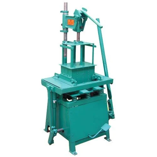 Vibrator Cummanual Operated Concrete Block Making
